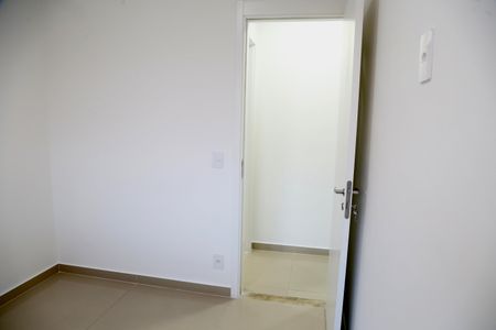 Apartamento para alugar com 85m², 2 quartos e 2 vagas Apartamento para alugar com 85m², 2 quartos e 2 vagasQuarto 2