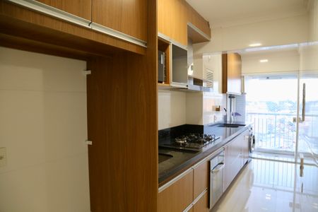 Apartamento para alugar com 85m², 2 quartos e 2 vagas Apartamento para alugar com 85m², 2 quartos e 2 vagasCozinha