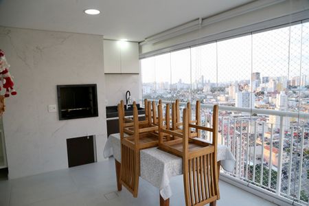 Apartamento para alugar com 85m², 2 quartos e 2 vagas Apartamento para alugar com 85m², 2 quartos e 2 vagasVaranda