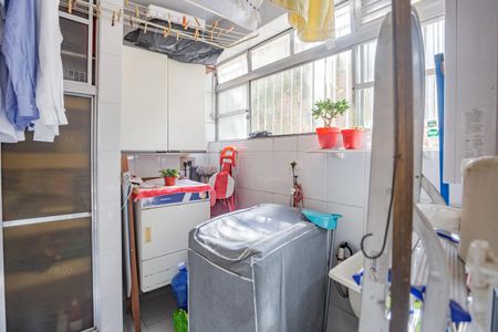 Apartamento à venda com 92m², 3 quartos e 1 vagaÁrea de Serviço