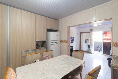 Casa para alugar com 135m², 2 quartos e 2 vagasCozinha