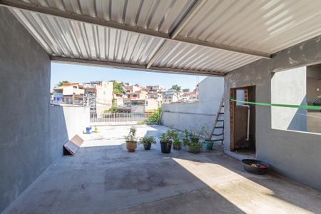 Casa para alugar com 135m², 2 quartos e 2 vagasQuintal