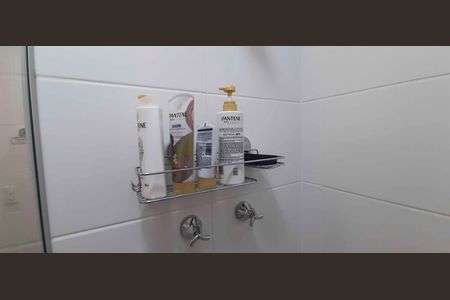 Apartamento à venda com 56m², 2 quartos e 1 vagaBanheiro Social