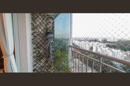 Sacada da sala de apartamento à venda com 2 quartos, 56m² em Continental, Osasco