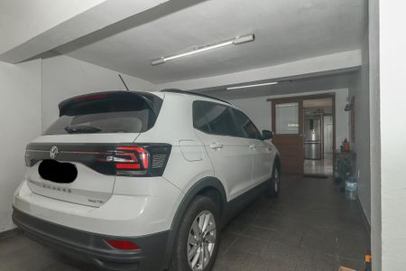 Garagem de casa à venda com 5 quartos, 300m² em Sarandi, Porto Alegre