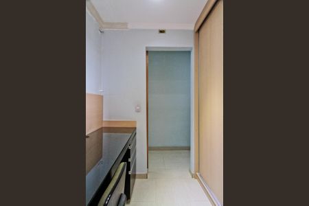 Casa à venda com 280m², 3 quartos e 2 vagas Casa à venda com 280m², 3 quartos e 2 vagasEscritório