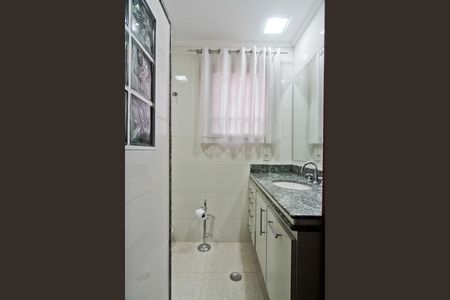 Casa à venda com 280m², 3 quartos e 2 vagas Casa à venda com 280m², 3 quartos e 2 vagasBanheiro