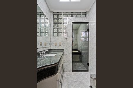 Casa à venda com 280m², 3 quartos e 2 vagas Casa à venda com 280m², 3 quartos e 2 vagasBanheiro da Suíte