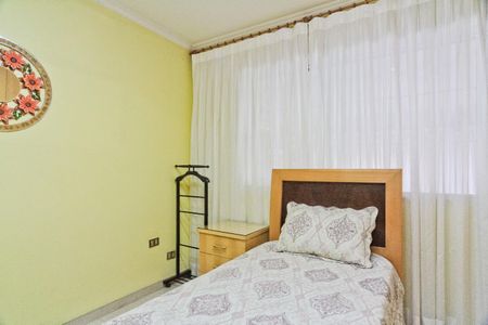 Casa à venda com 280m², 3 quartos e 2 vagas Casa à venda com 280m², 3 quartos e 2 vagasQuarto 2