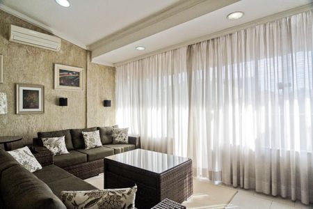 Casa à venda com 280m², 3 quartos e 2 vagas Casa à venda com 280m², 3 quartos e 2 vagasSala 2