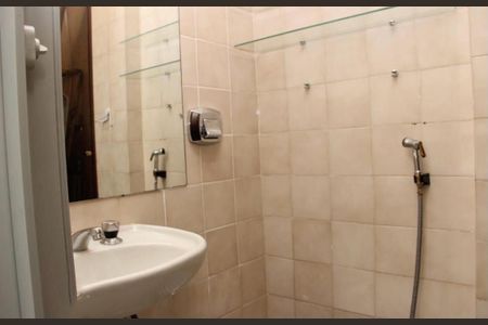 Apartamento para alugar com 55m², 2 quartos e 1 vagaBanheiro