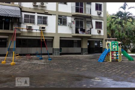 Apartamento para alugar com 55m², 2 quartos e 1 vagaÁrea comum