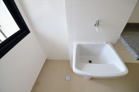 Apartamento à venda com 65m², 2 quartos e 1 vagaÁrea de Serviço