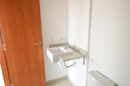 Apartamento à venda com 65m², 2 quartos e 1 vagaBanheiro Social
