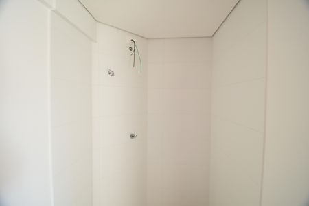 Apartamento à venda com 65m², 2 quartos e 1 vagaBanheiro Social