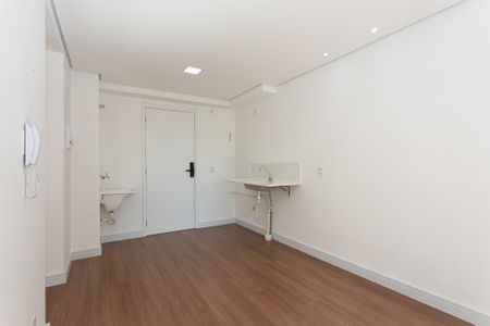 Sala de apartamento para alugar com 2 quartos, 34m² em Guaiauna, São Paulo
