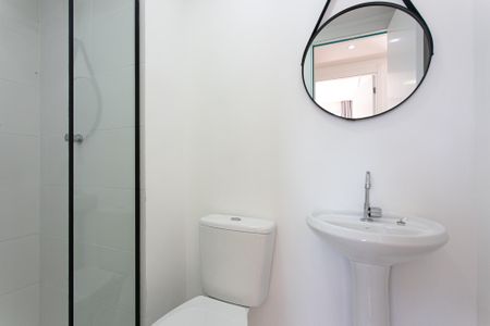 Apartamento para alugar com 34m², 2 quartos e sem vaga Apartamento para alugar com 34m², 2 quartos e sem vagaBanheiro
