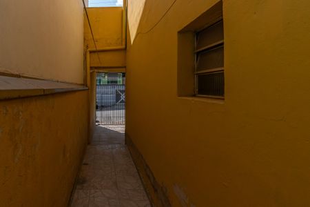 Casa para alugar com 80m², 2 quartos e 1 vagaQuintal