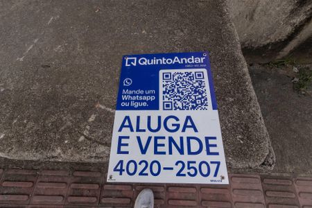 Apartamento para alugar com 60m², 2 quartos e 1 vagaPlaca QuintoAndar NRHU-418