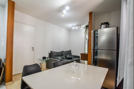 Apartamento para alugar com 47m², 2 quartos e 1 vagaCozinha e Área de Serviço