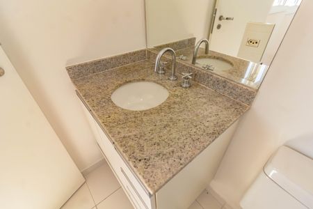 Apartamento à venda com 64m², 2 quartos e 1 vaga