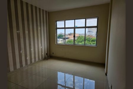 Apartamento para alugar com 2 quartos, 74m² em Ramos, Rio de Janeiro