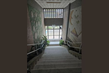 Apartamento para alugar com 74m², 2 quartos e 1 vaga