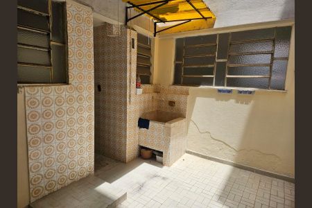 Apartamento para alugar com 74m², 2 quartos e 1 vaga