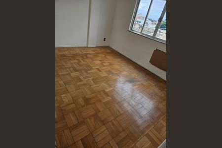 Apartamento para alugar com 74m², 2 quartos e 1 vaga