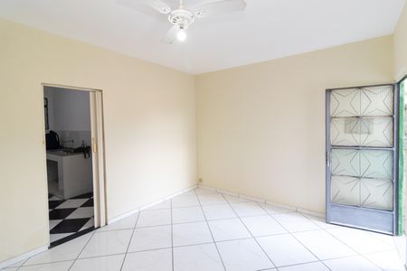 Sala de casa à venda com 2 quartos, 110m² em Realengo, Rio de Janeiro