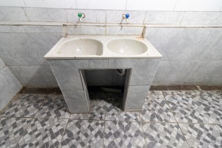 Casa à venda com 110m², 2 quartos e sem vagaÁrea de Serviço