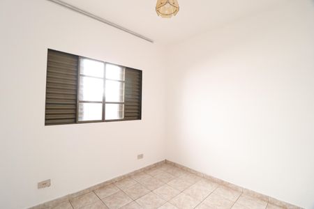 Casa para alugar com 100m², 4 quartos e 1 vagaQuarto 1