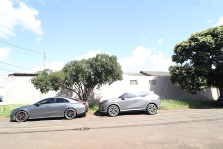 Casa para alugar com 100m², 4 quartos e 1 vagaFachada 