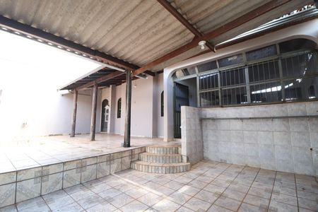 Casa para alugar com 100m², 4 quartos e 1 vagaVaranda da Sala