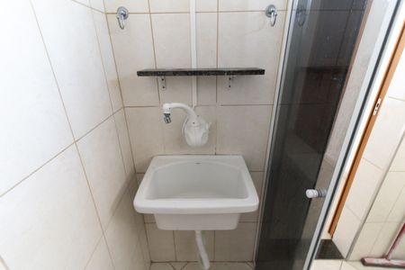 Apartamento para alugar com 42m², 1 quarto e sem vagaBanheiro 