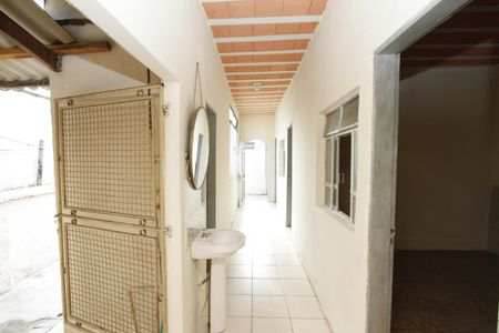 Casa para alugar com 98m², 3 quartos e sem vagaCorredor