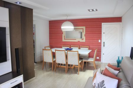 Apartamento à venda com 105m², 2 quartos e 1 vagaSala