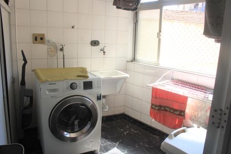 Apartamento à venda com 105m², 2 quartos e 1 vagaÁrea de Serviço