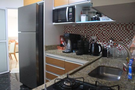 Apartamento à venda com 105m², 2 quartos e 1 vagaCozinha