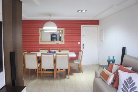 Apartamento à venda com 105m², 2 quartos e 1 vagaSala