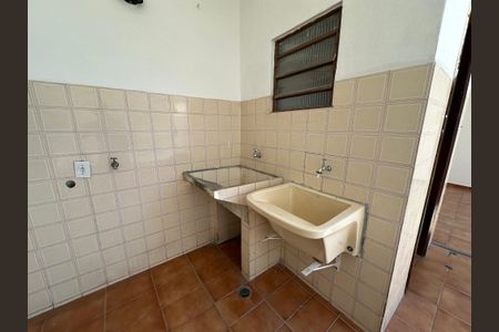 Casa para alugar com 240m², 4 quartos e 3 vagasÁrea de Serviço