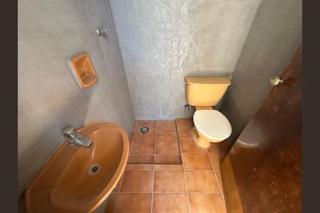 Casa para alugar com 240m², 4 quartos e 3 vagasBanheiro de serviço