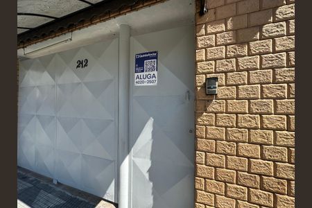 Casa para alugar com 240m², 4 quartos e 3 vagasFachada