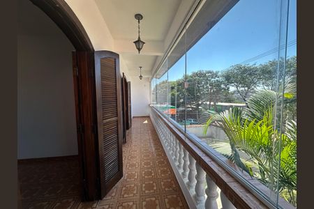 Casa para alugar com 240m², 4 quartos e 3 vagasVaranda