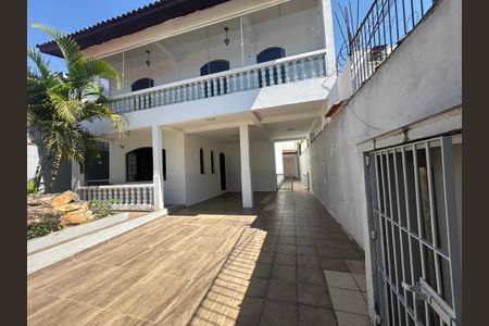 Casa para alugar com 240m², 4 quartos e 3 vagasGaragem