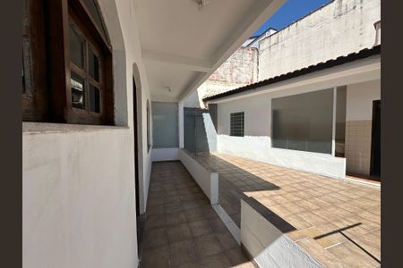 Casa para alugar com 240m², 4 quartos e 3 vagasQuintal