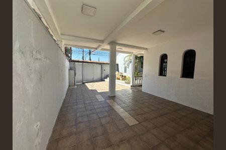 Casa para alugar com 240m², 4 quartos e 3 vagasGaragem