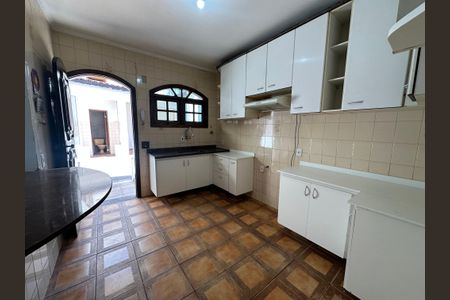 Casa para alugar com 240m², 4 quartos e 3 vagasCozinha