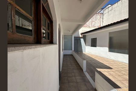 Casa para alugar com 240m², 4 quartos e 3 vagasQuintal