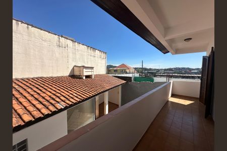 Casa para alugar com 240m², 4 quartos e 3 vagasVaranda